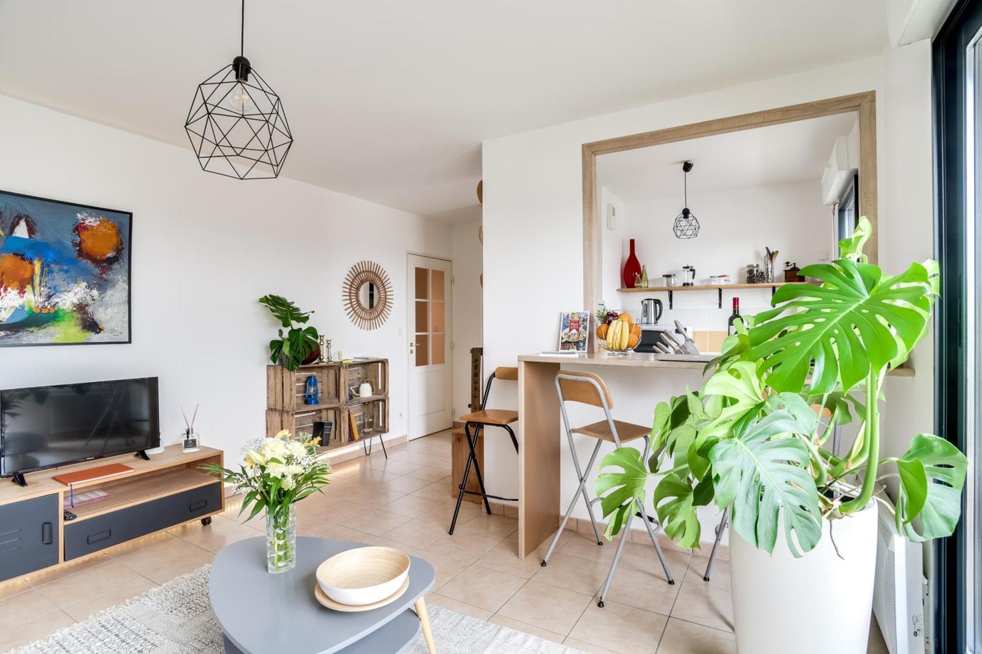 Votre Escale - Le Petit Montmartre Apartment Niort Luaran gambar