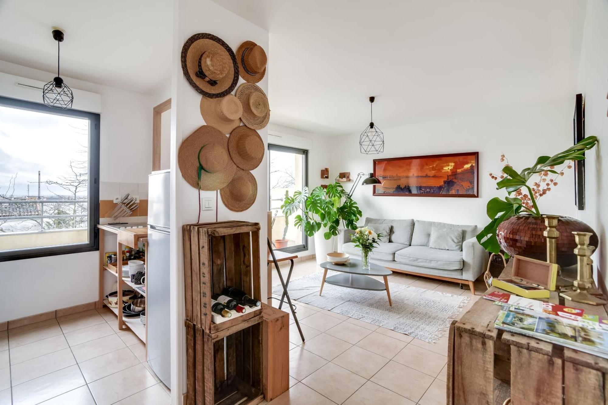 Votre Escale - Le Petit Montmartre Apartment Niort Luaran gambar