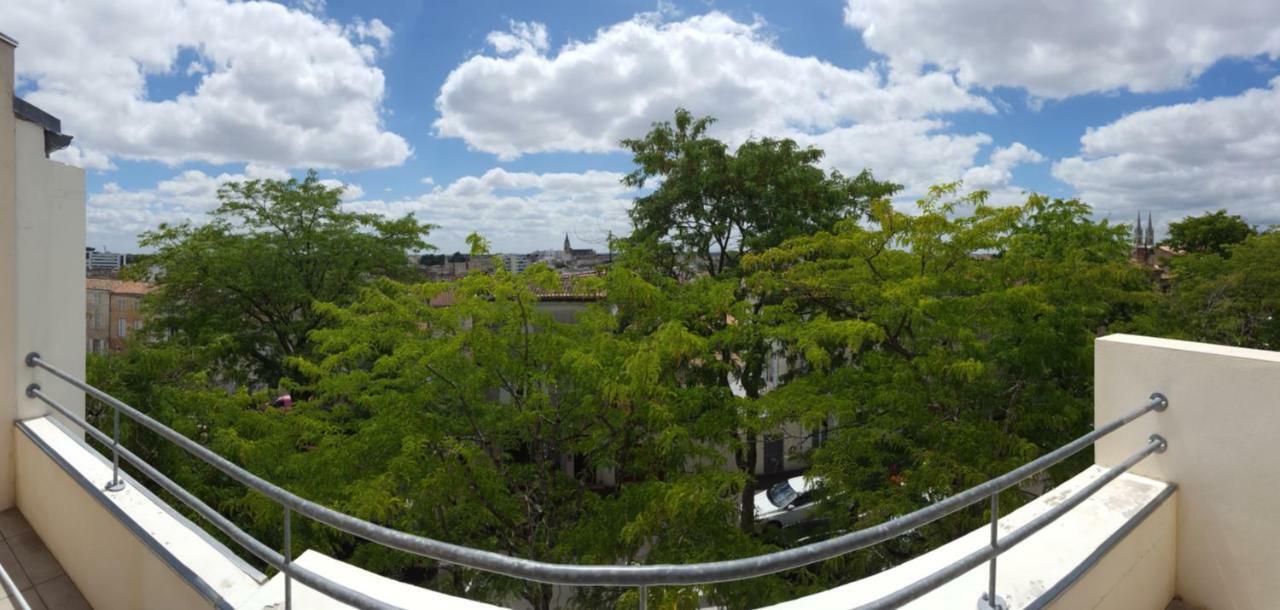 Votre Escale - Le Petit Montmartre Apartment Niort Luaran gambar